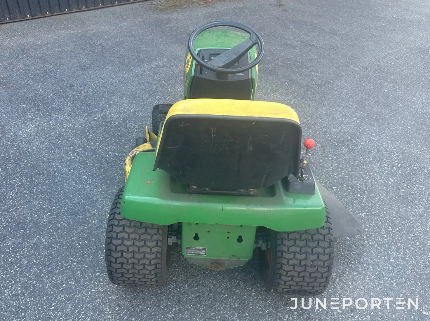 Åkgräsklippare John Deere STX 38