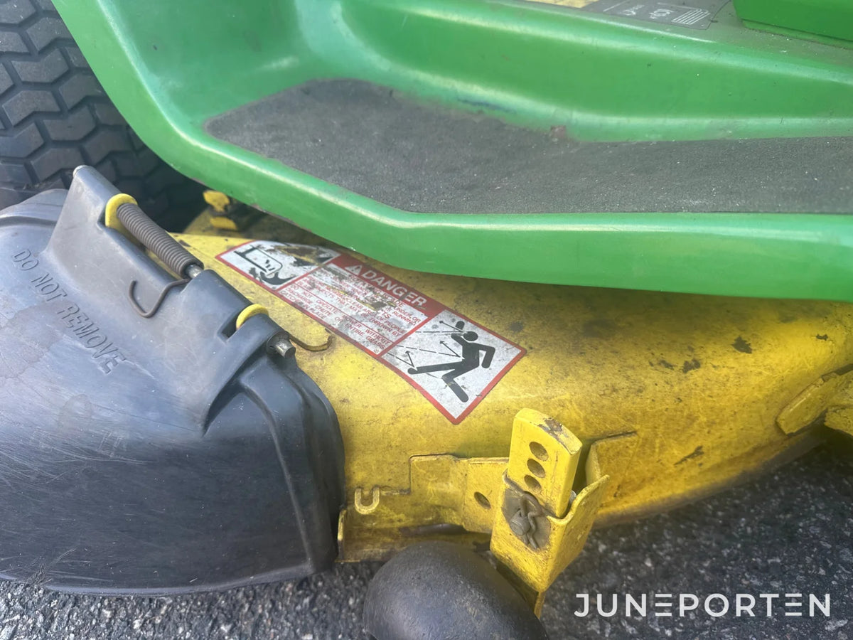 Åkgräsklippare John Deere STX 38