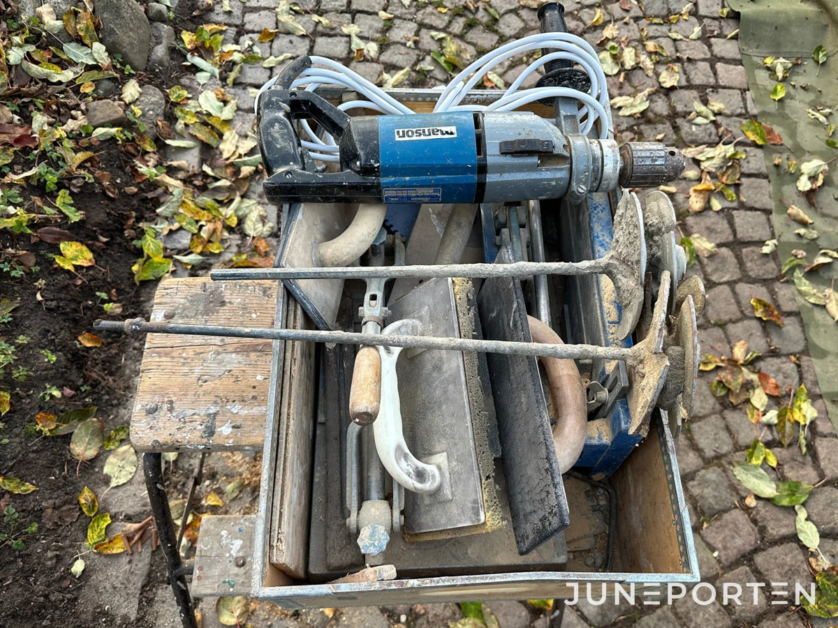 Kakelkit med plattskärare och blandare