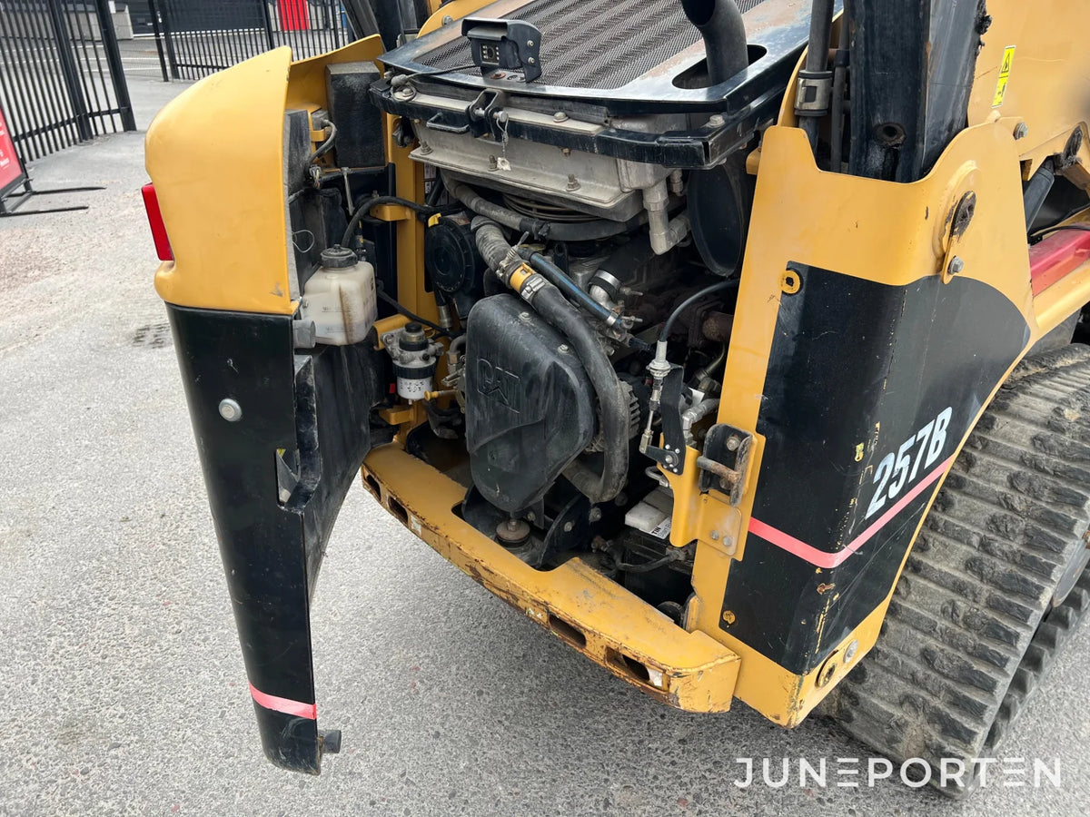 Kompaktlastare CAT 257B