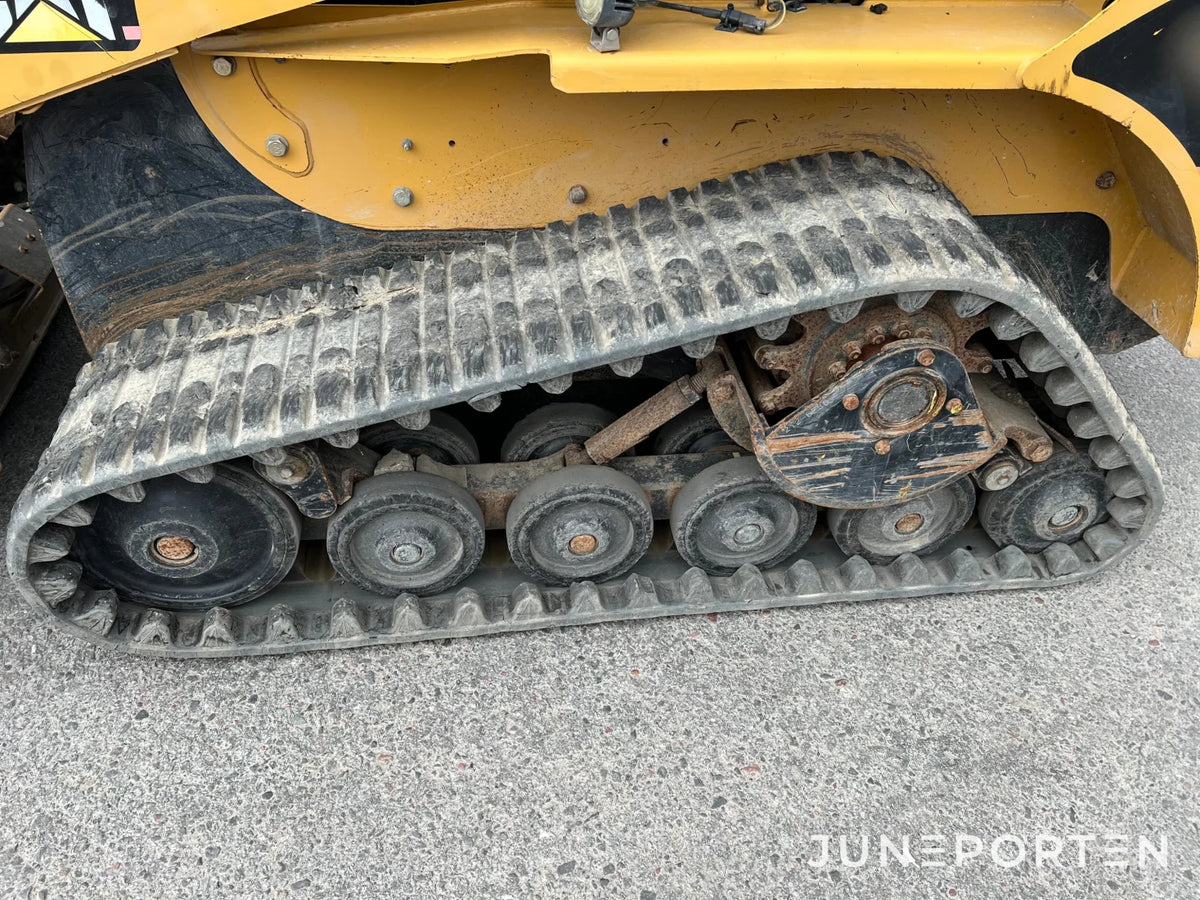 Kompaktlastare CAT 257B