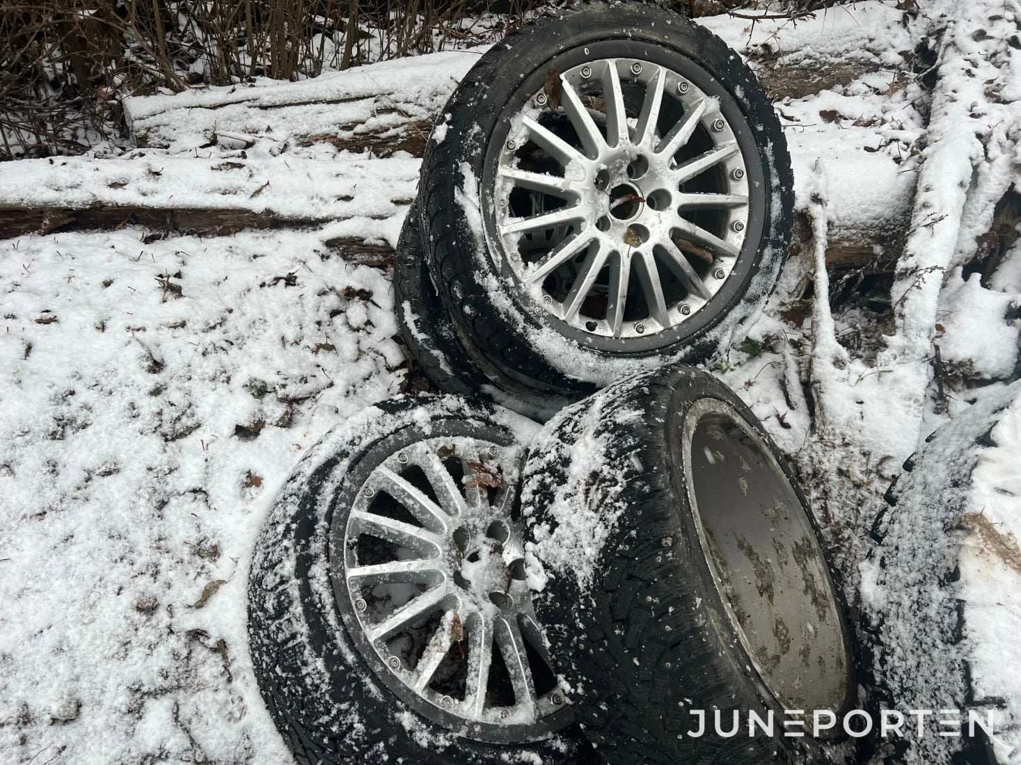 Kompletta Vinterhjul BBS Audi med dubb