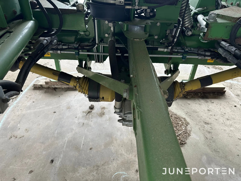 Slåtterkross Krone EasyCut B870 CV Collect