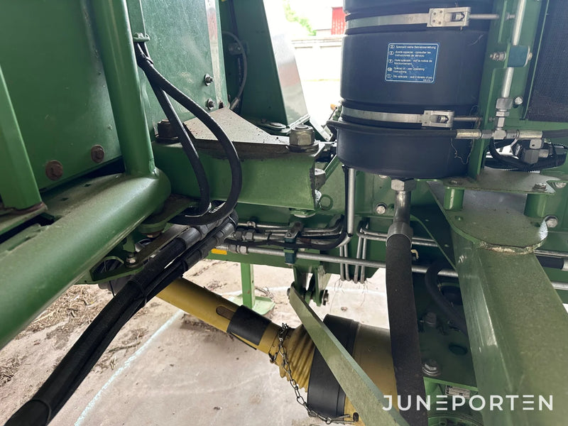 Slåtterkross Krone EasyCut B870 CV Collect