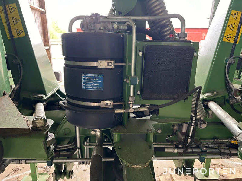 Slåtterkross Krone EasyCut B870 CV Collect