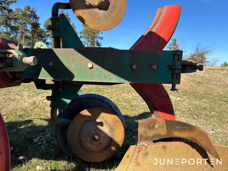 3-skärig plog Kverneland