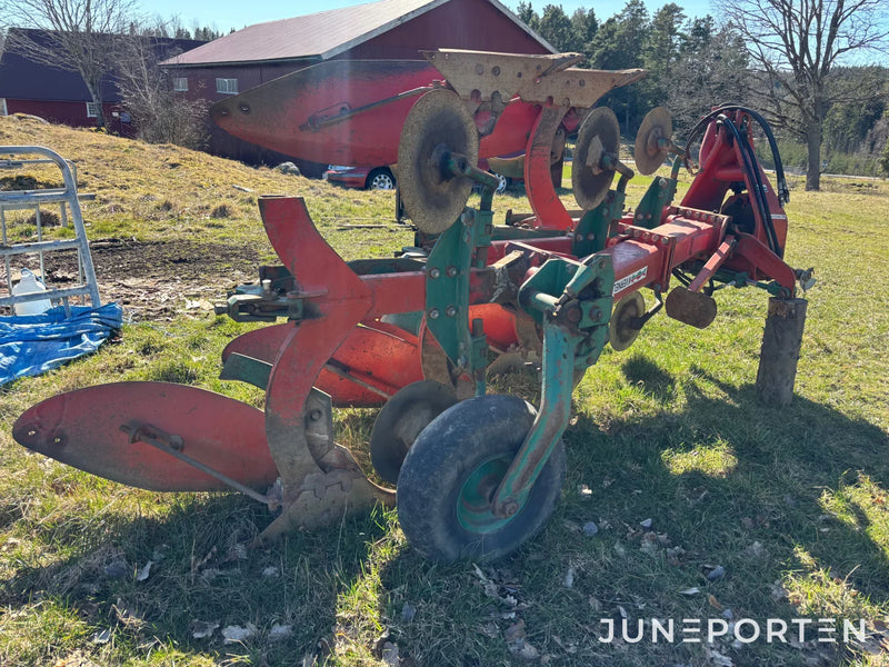 3-skärig plog Kverneland