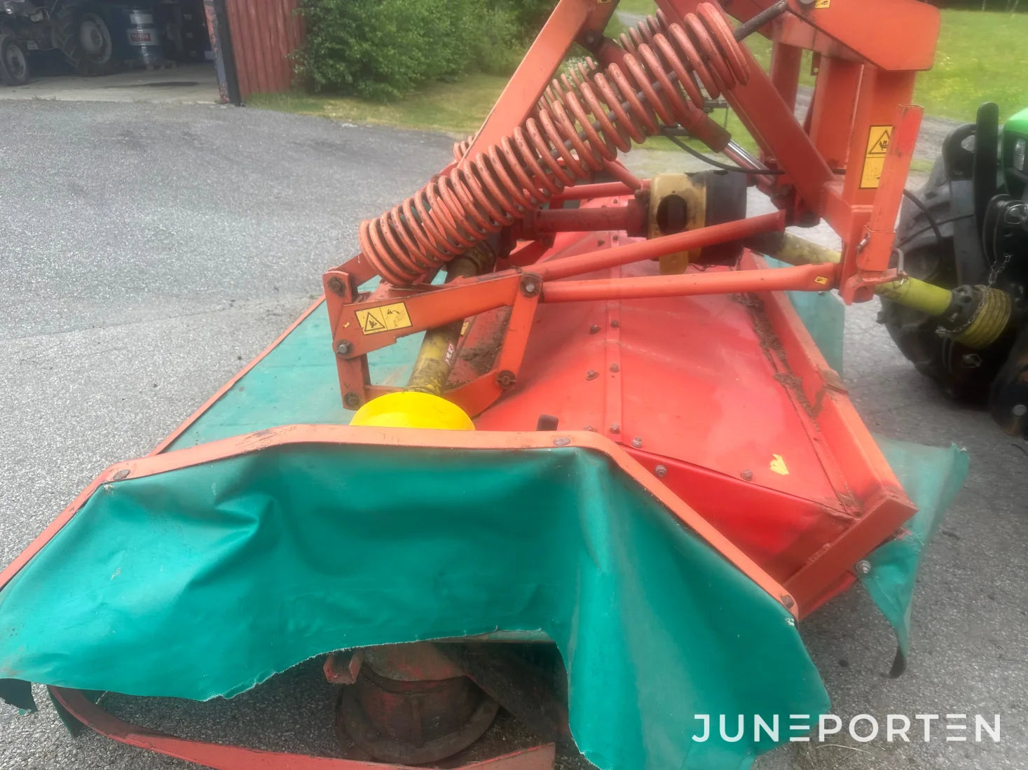 Frontslåtterkross Kverneland Taarup 327 F