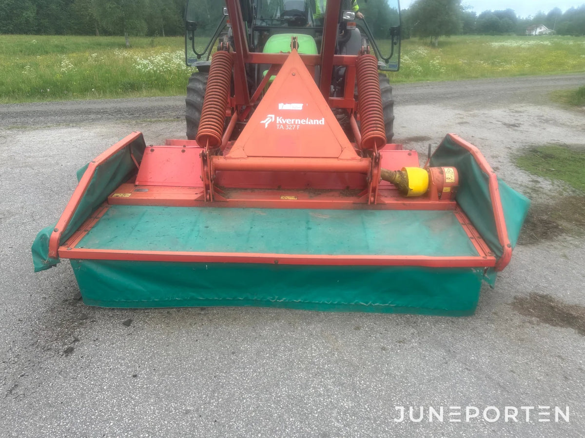 Frontslåtterkross Kverneland Taarup 327 F