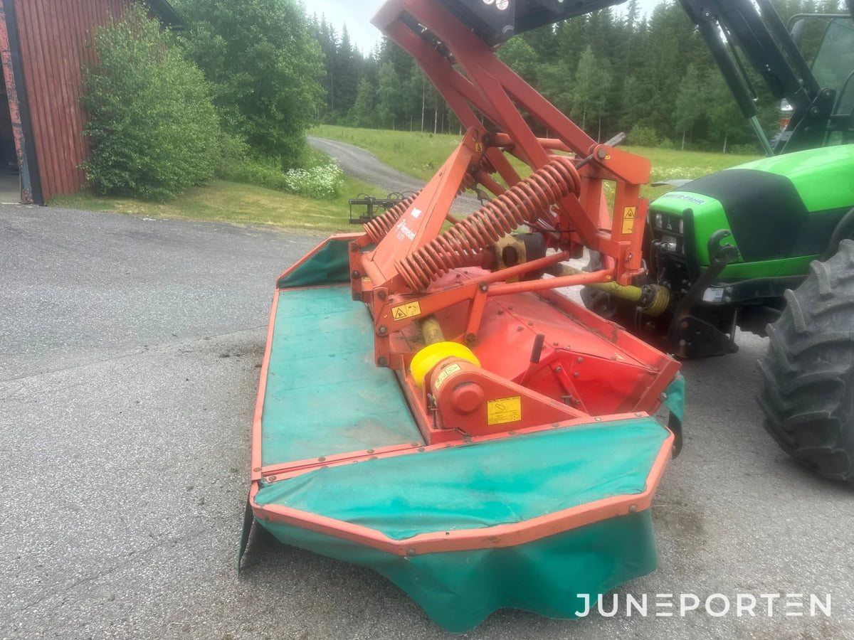 Frontslåtterkross Kverneland Taarup 327 F