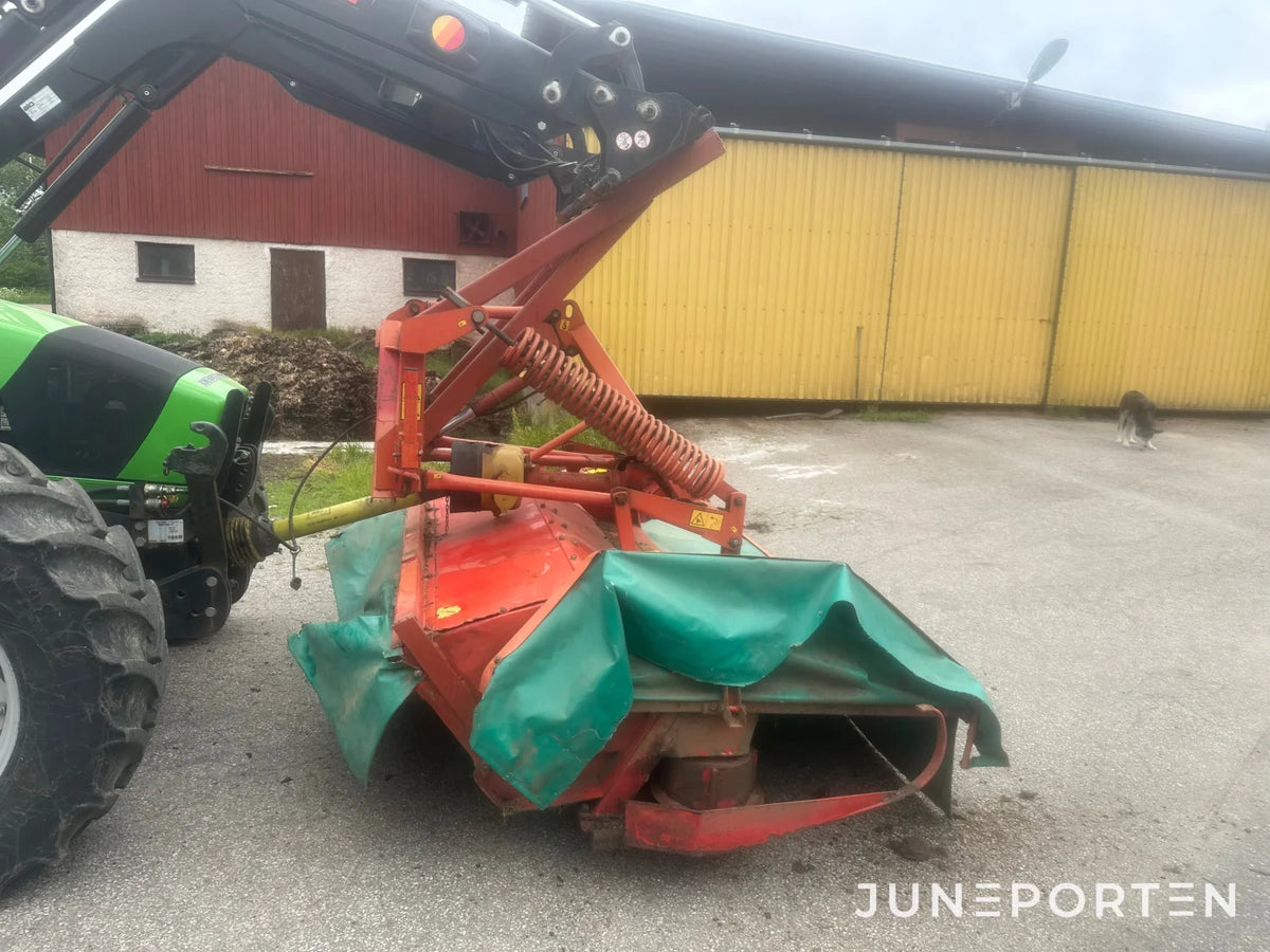 Frontslåtterkross Kverneland Taarup 327 F