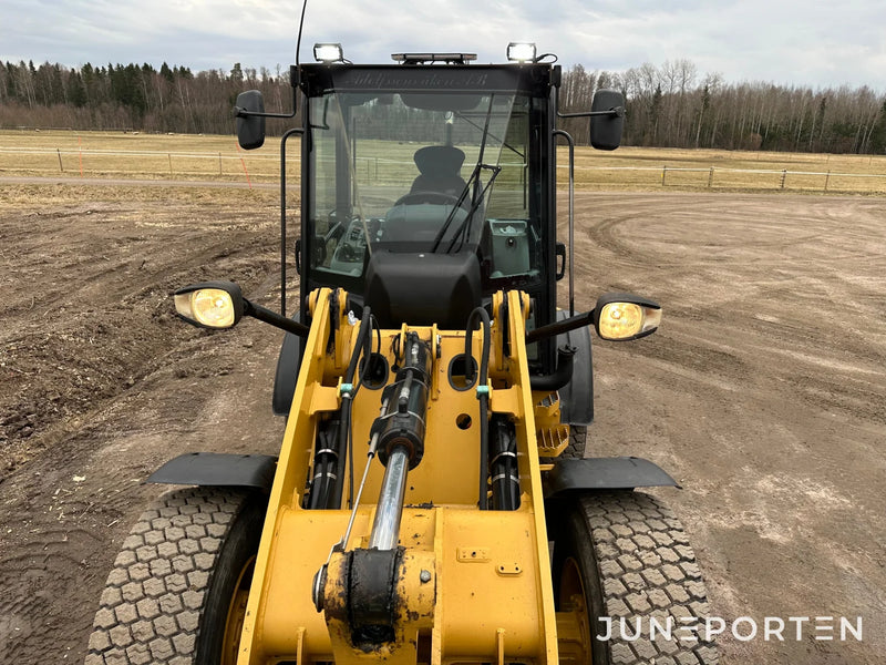 Lastmaskin Caterpillar 908H