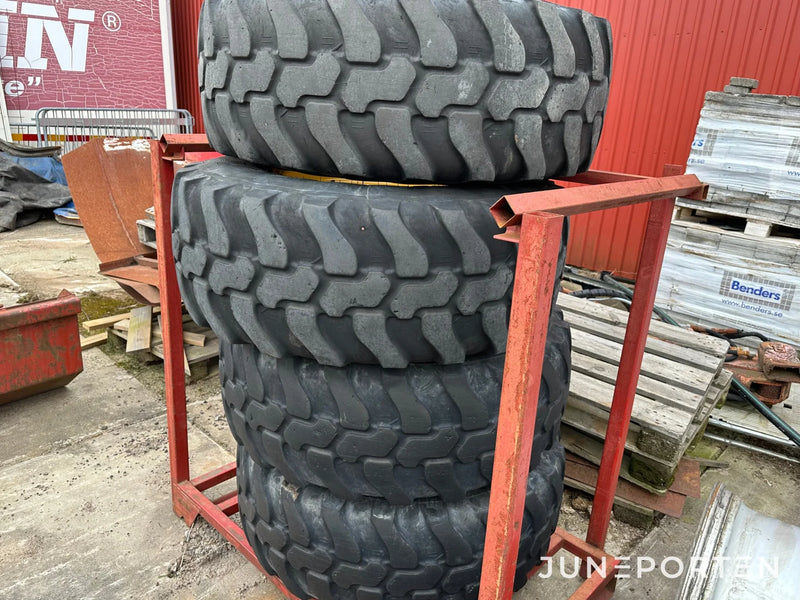 Lastmaskin Caterpillar 908H