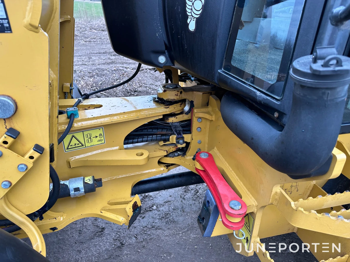 Lastmaskin Caterpillar 908H