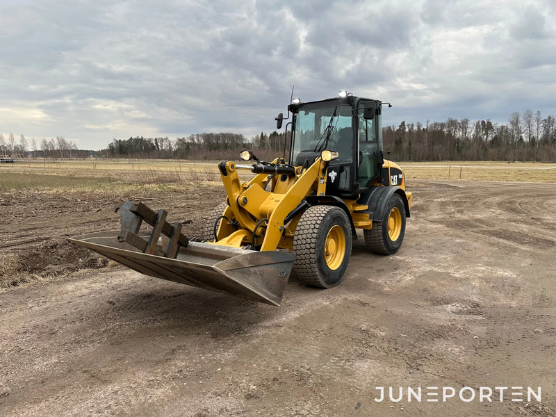Lastmaskin Caterpillar 908H