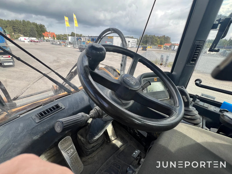 Lastmaskin JCB 412K