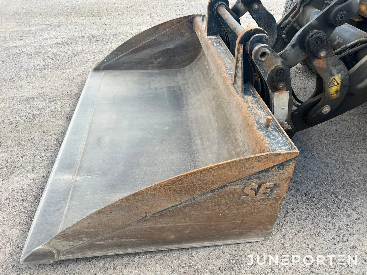 Lastmaskin JCB 412K