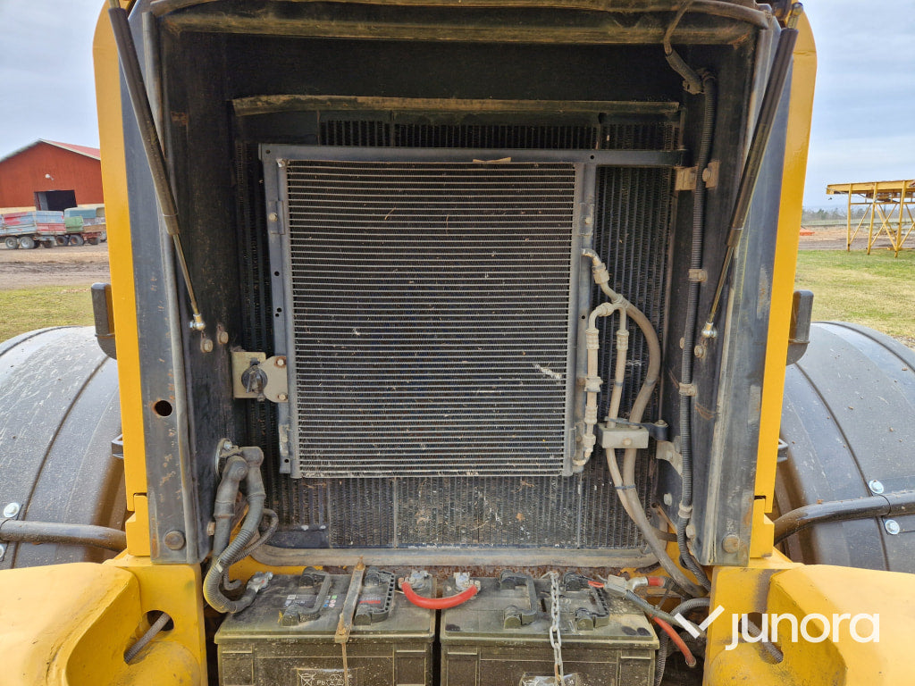 Lastmaskin JCB 412S