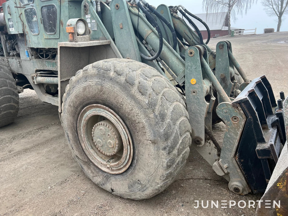 Lastmaskin Volvo BM LM 1641