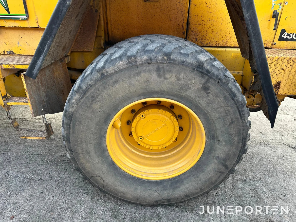 Lastmaskin Volvo BM 4300