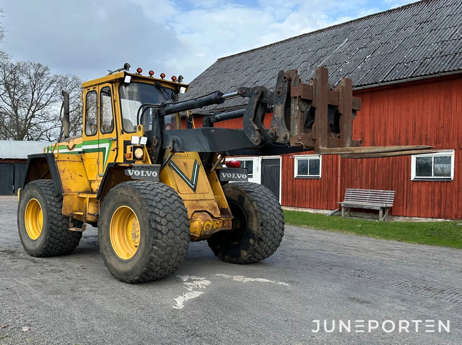 Lastmaskin Volvo BM 4300