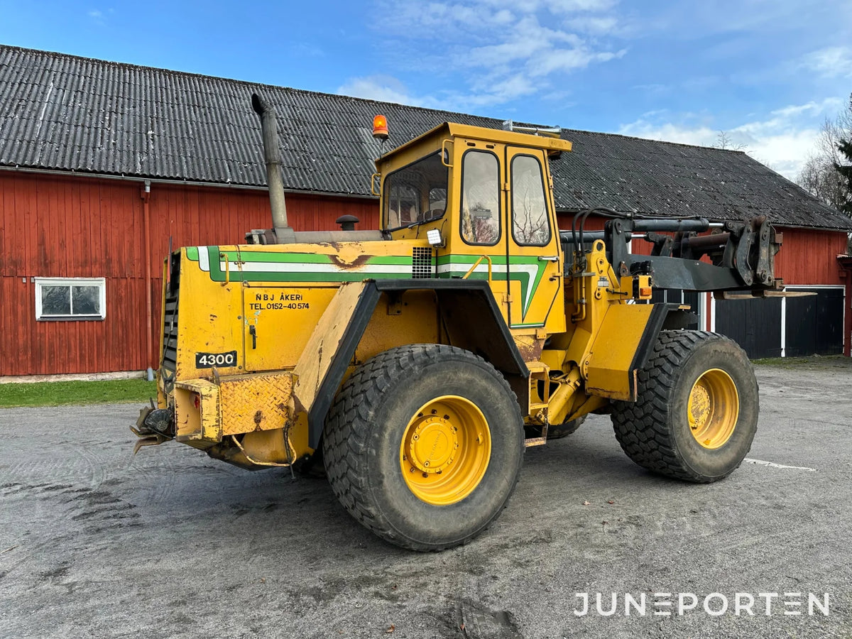 Lastmaskin Volvo BM 4300
