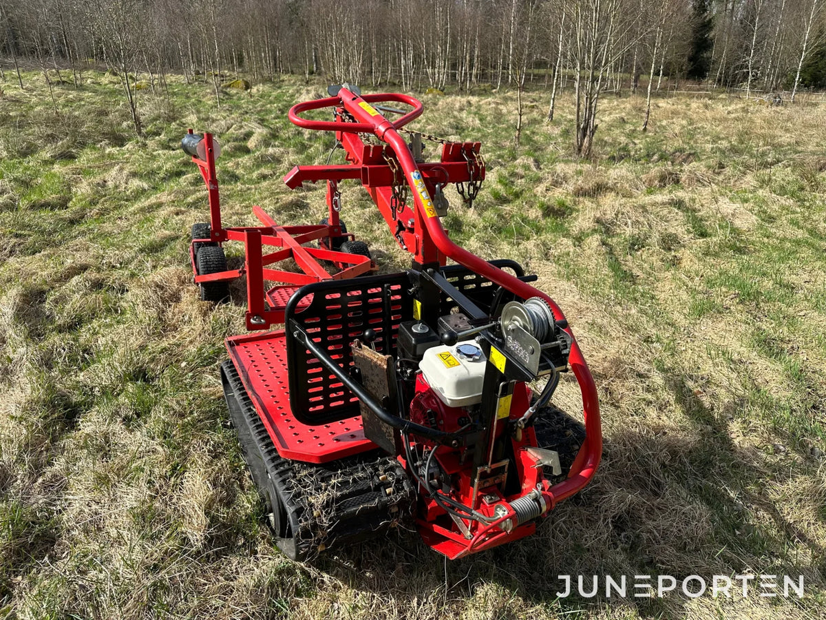 Järnhäst Lennartsfors IH 2055 PW