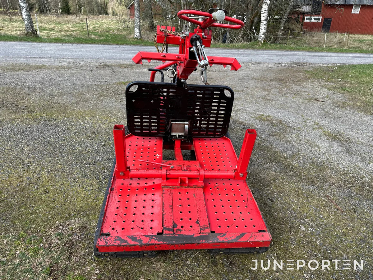 Järnhäst Lennartsfors IH 2055 PW