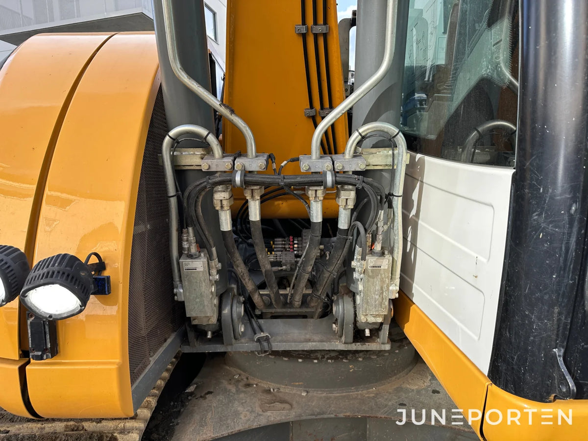 Bandgrävare Liebherr R914 Compact med tiltrotator
