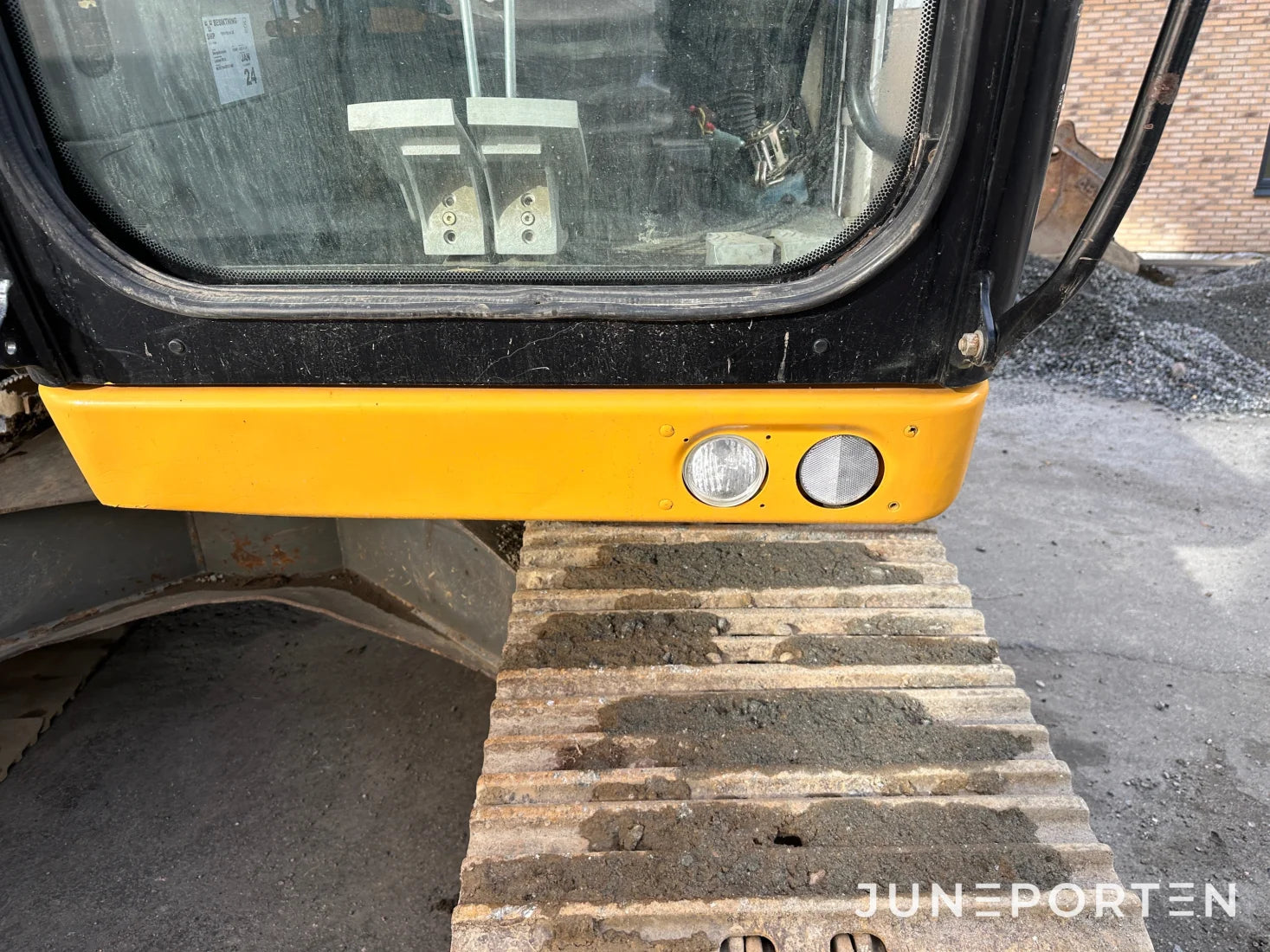 Bandgrävare Liebherr R914 Compact med tiltrotator