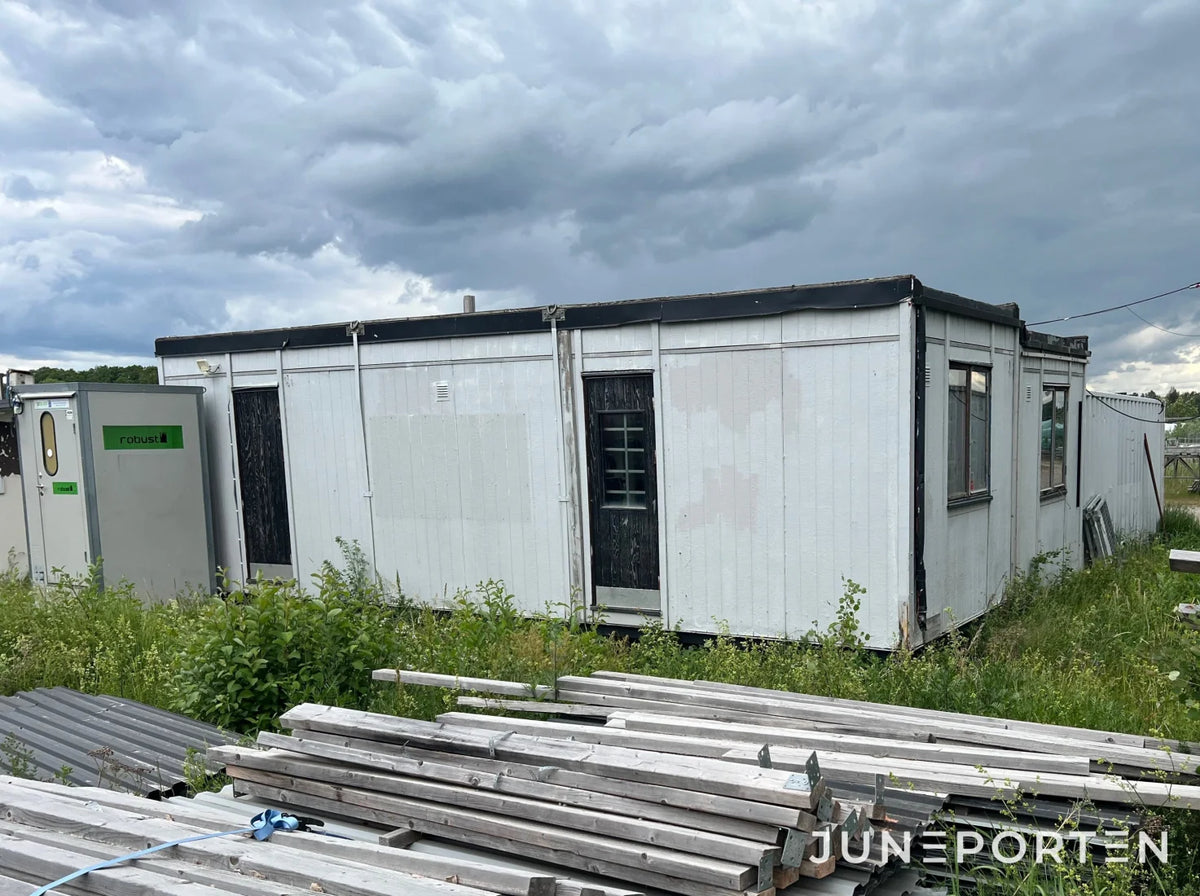Manskapsbod 9000 x 3000 mm