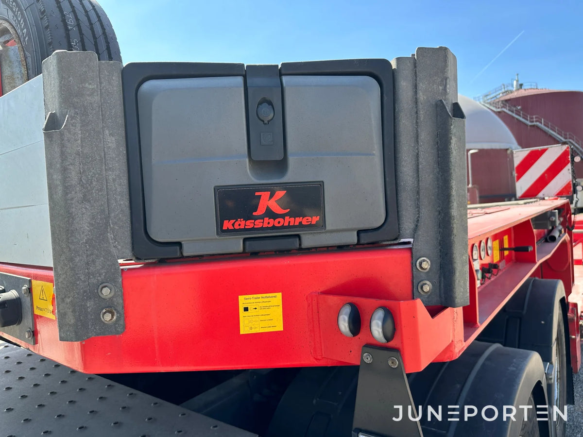 Maskintrailer Kässbohrer Lowbed
