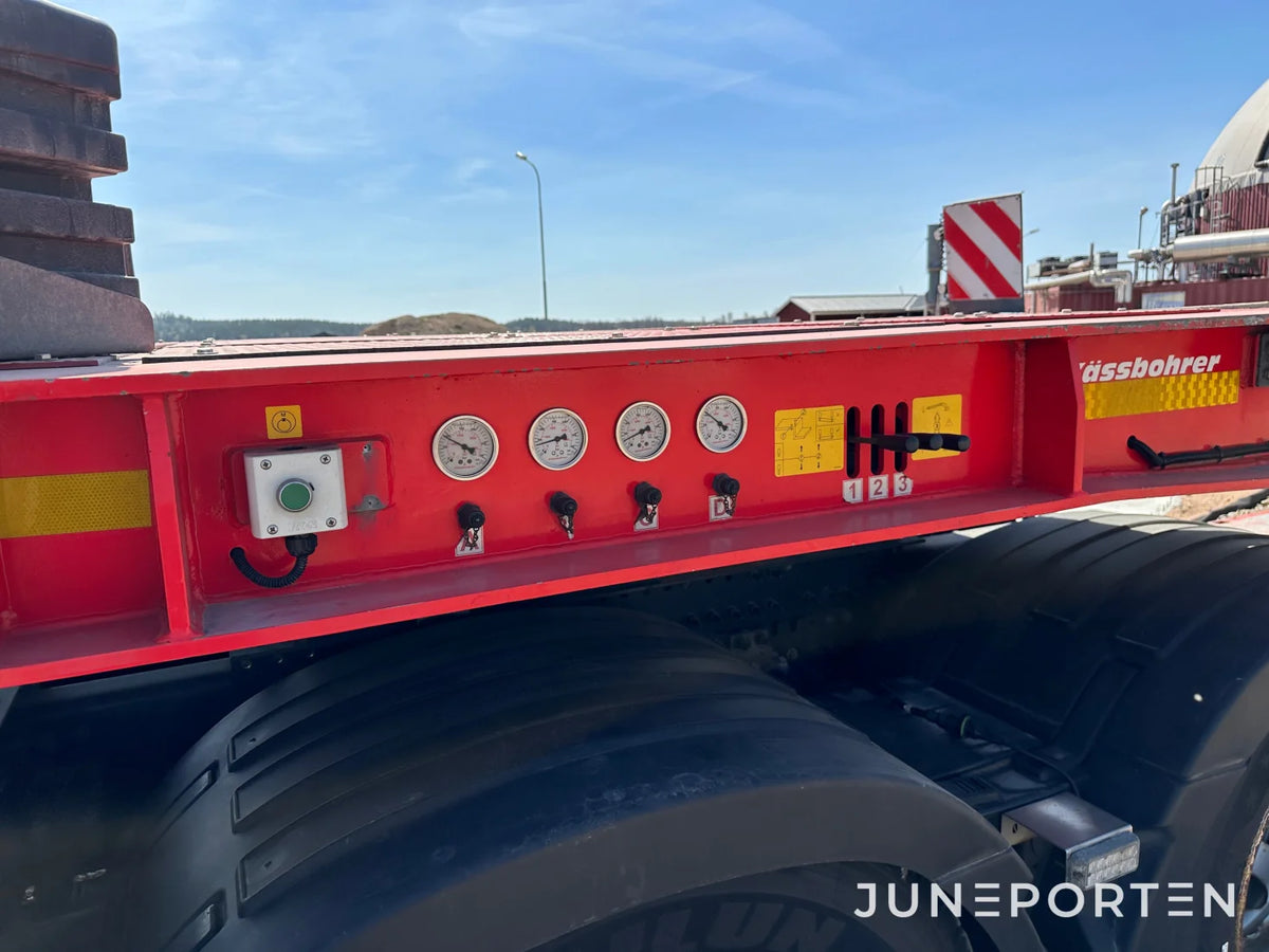Maskintrailer Kässbohrer Lowbed