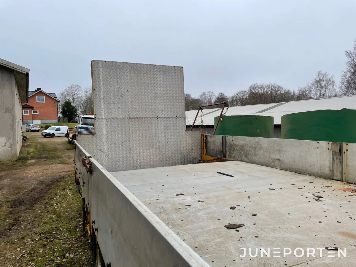 Maskintrailer för traktorkärra