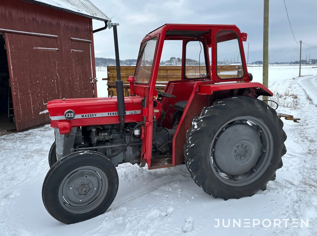 Massey Ferguson 135