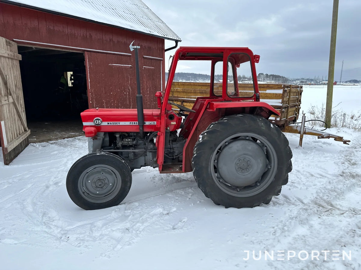 Massey Ferguson 135