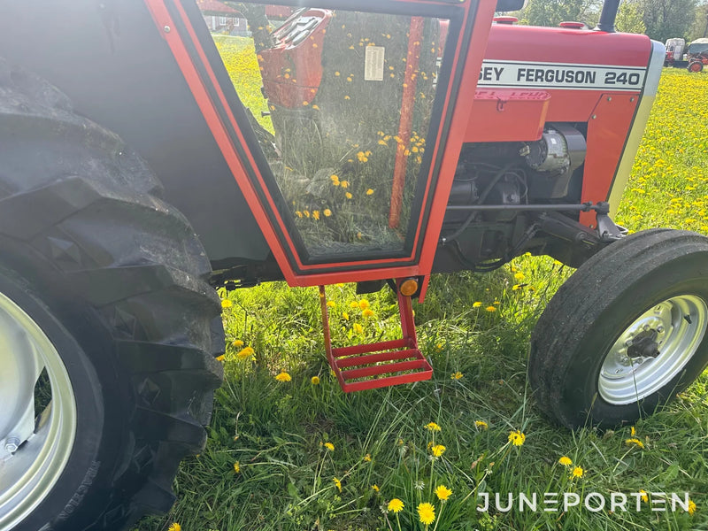 Massey Ferguson 240 (Unik)