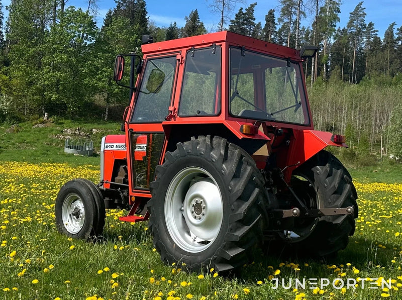 Massey Ferguson 240 (Unik)