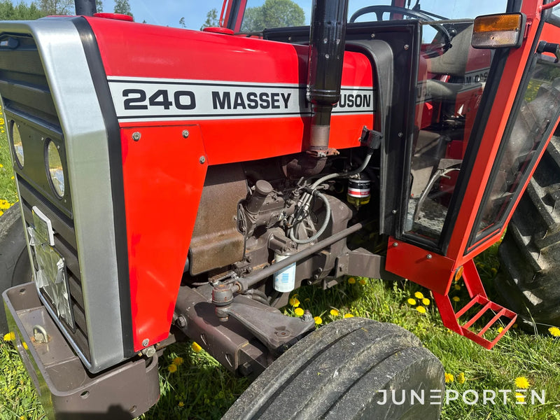 Massey Ferguson 240 (Unik)