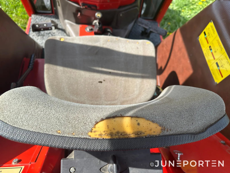 Massey Ferguson 240 (Unik)