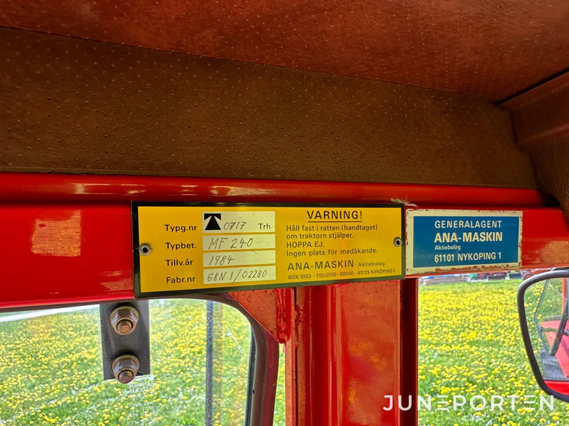 Massey Ferguson 240 (Unik)