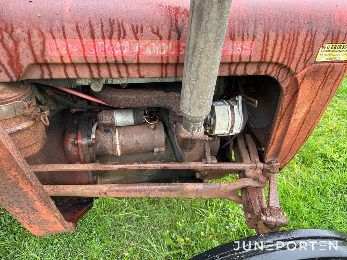 Massey Ferguson  35