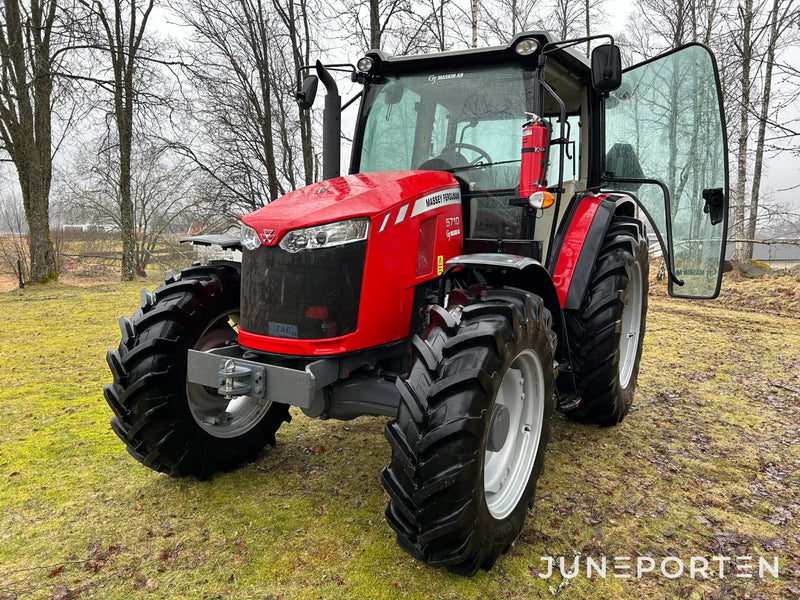 Massey Ferguson 5710