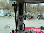 Massey Ferguson 5712 med lastare