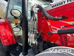 Massey Ferguson 5712 med lastare