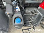 Massey Ferguson 5712 med lastare