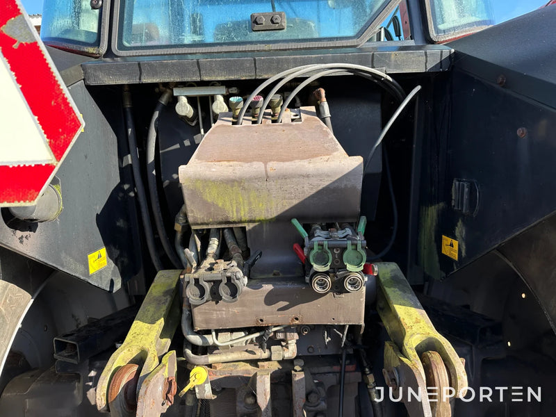 Massey Ferguson 8150 med Twintrac