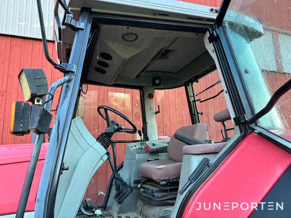 Massey Ferguson 8150 med Twintrac
