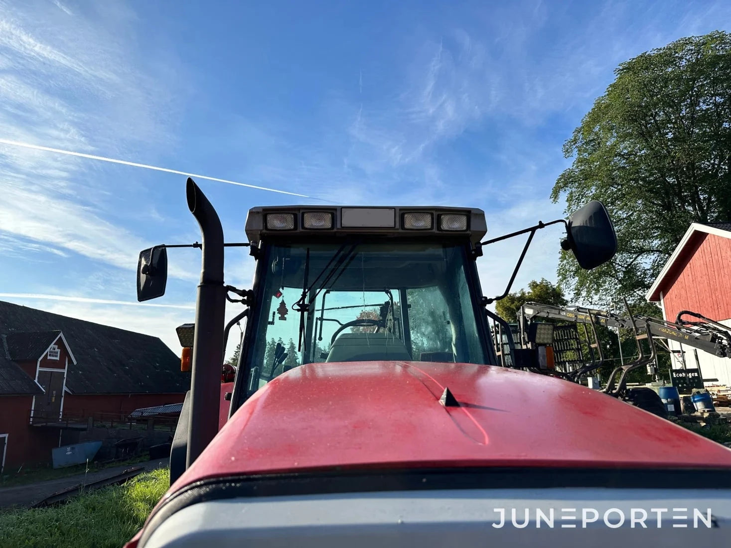 Massey Ferguson 8150 med Twintrac