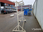 Materialställ på hjul